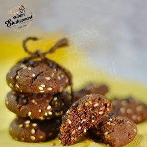 شیرینی کنجدی شکلاتی